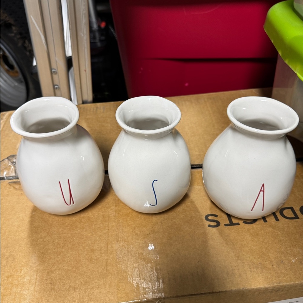 Rae Dunn USA vases